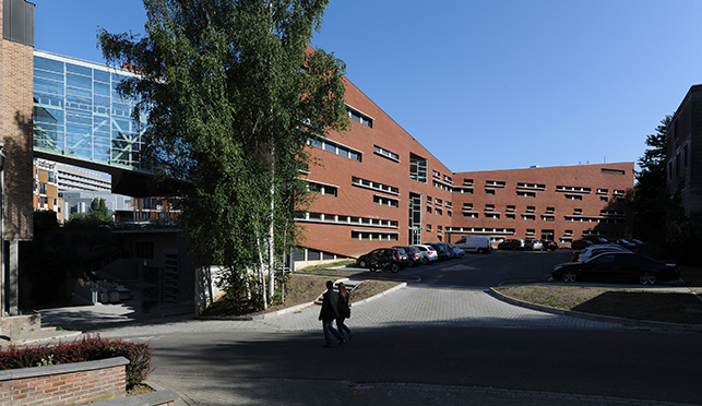 KHôZé architecture, ECAM - Vinci I et Vinci II - Réhabilitation et construction de la Haute École ECAM - Bruxelles, B